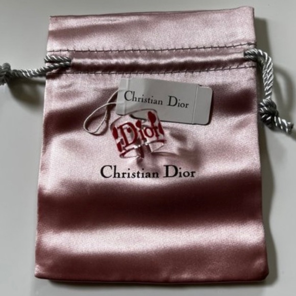 DIOR Lucite Ring Clear Red Hearts Acrylic w Tag & Pouch New Girly - Picture 3 of 12